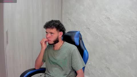 hot bad boy69 online show from March 17, 2026, 7:39 pm