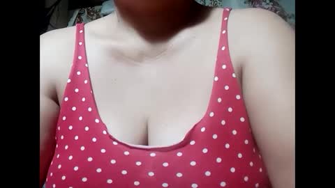Snapshot of hot_boobs21 chatting on December 5, 2024, 8:55 pm hot_boobs21 online show from December 5, 2024, 8:55 pm
