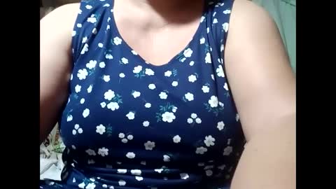 Snapshot of hot_boobs21 chatting on January 7, 2025, 9:57 pm hot_boobs21 online show from January 7, 2025, 9:57 pm