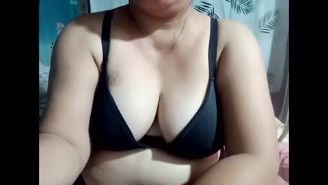 Snapshot of hot_boobs21 chatting on September 28, 2025, 4:07 am hot_boobs21 online show from September 28, 2025, 4:07 am