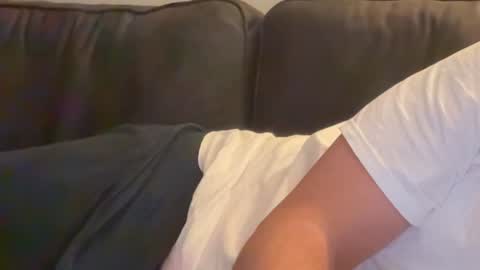 hot_boy_dutch online show from January 2, 2025, 4:02 pm