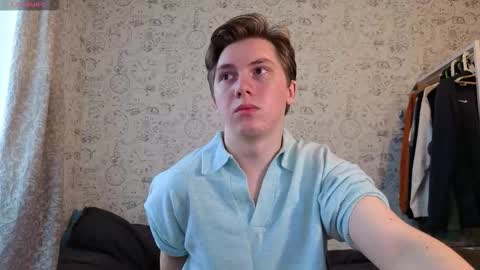 Snapshot of hot_boy_oscar chatting on September 20, 2025, 11:11 am Oscar  online show from September 20, 2025, 11:11 am