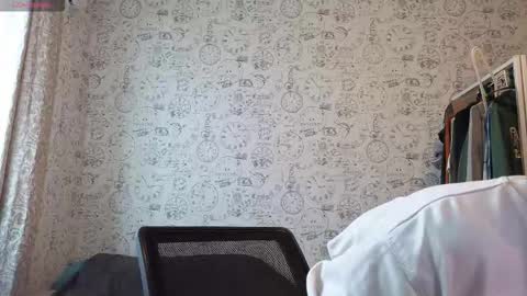 Snapshot of hot_boy_oscar chatting on October 4, 2025, 11:08 am Oscar  online show from October 4, 2025, 11:08 am