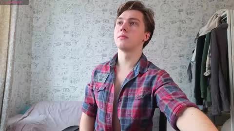 Snapshot of hot_boy_oscar chatting on October 10, 2025, 11:09 am Oscar  online show from October 10, 2025, 11:09 am