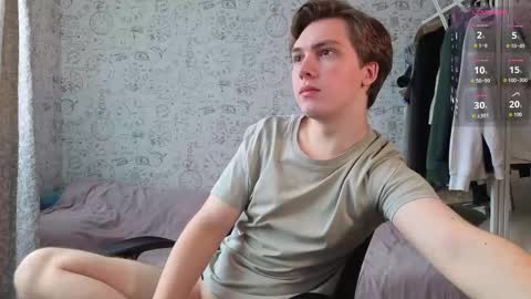 Snapshot of hot_boy_oscar chatting on October 22, 2025, 11:21 am Oscar  online show from October 22, 2025, 11:21 am