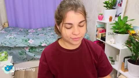 LiluCaroline online show from September 25, 2025, 4:00 pm