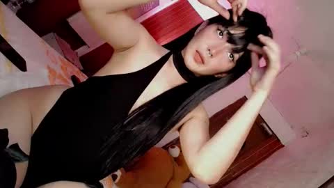 its me CLAUDIA online show from April 7, 2026, 5:30 am