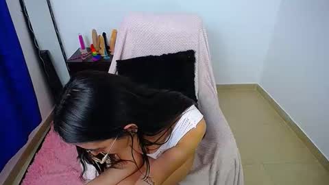 angie online show from March 1, 2026, 1:51 am