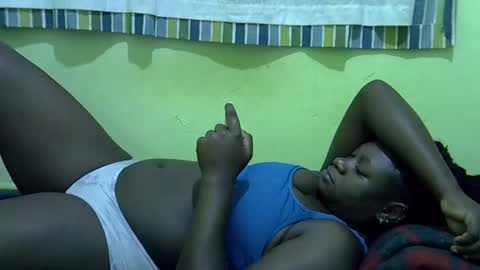 hot_girlly online show from February 10, 2026, 6:39 am