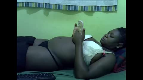 hot_girlly online show from February 14, 2026, 1:57 am