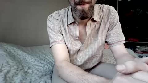 Snapshot of hot_hung_daddy_4u chatting on April 16, 2026, 4:19 pm Daddy online show from April 16, 2026, 4:19 pm