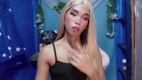 Khianna online show from April 14, 2026, 10:16 pm