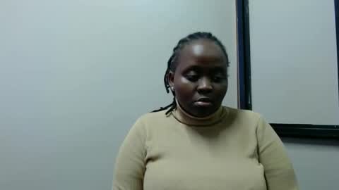 Linah online show from November 24, 2025, 4:01 am