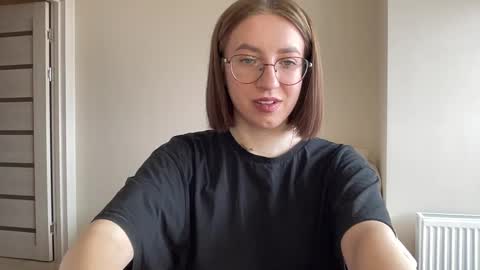 Snapshot of hot_lliinns chatting on January 13, 2025, 10:14 am Lina online show from January 13, 2025, 10:14 am