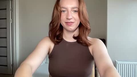 Snapshot of hot_lliinns chatting on November 4, 2025, 10:14 am Lina online show from November 4, 2025, 10:14 am