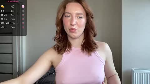 Snapshot of hot_lliinns chatting on November 26, 2025, 8:15 am Lina online show from November 26, 2025, 8:15 am