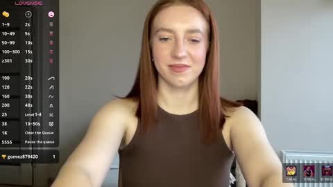 Snapshot of hot_lliinns chatting on December 16, 2025, 11:48 am Lina online show from December 16, 2025, 11:48 am