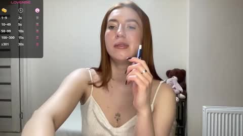 Snapshot of hot_lliinns chatting on February 17, 2026, 4:46 pm Lina online show from February 17, 2026, 4:46 pm