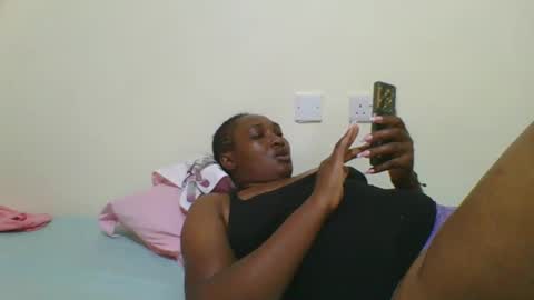 Snapshot of hot_masha chatting on February 12, 2025, 12:12 pm hot_masha online show from February 12, 2025, 12:12 pm