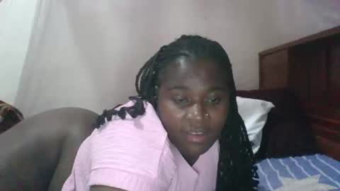 hot_mishy online show from February 1, 2025, 5:37 pm