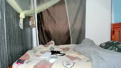 hot_moxie online show from November 17, 2025, 3:56 am