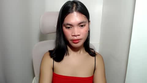 hot_pauline online show from July 23, 2026, 4:38 pm