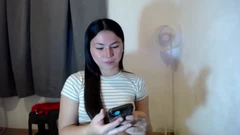 Nikki  online show from November 5, 2025, 10:32 pm