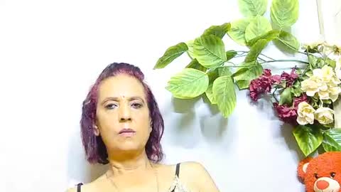 hot queen online show from July 2, 2026, 4:07 am