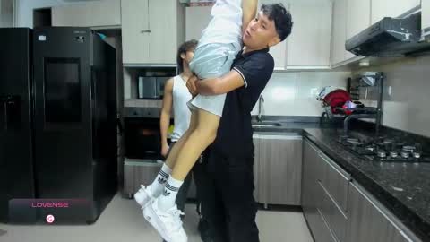 Snapshot of hot_sexmature chatting on October 9, 2025, 11:14 pm Vanesa Oliver and Andrew online show from October 9, 2025, 11:14 pm