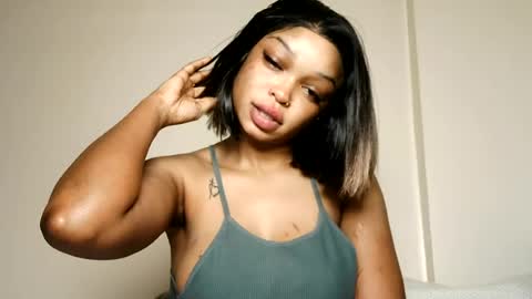 Snapshot of hot_sexxxy_baby chatting on July 9, 2026, 2:59 am Milly online show from July 9, 2026, 2:59 am