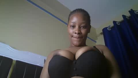 Snapshot of hot_sexxxy_bitch chatting on June 3, 2026, 2:44 pm Amanda online show from June 3, 2026, 2:44 pm