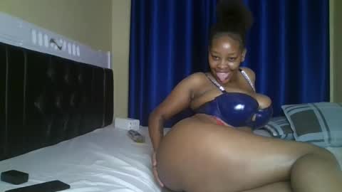 Snapshot of hot_sexxxy_bitch chatting on June 11, 2026, 2:53 am Amanda online show from June 11, 2026, 2:53 am