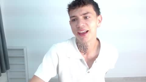 Snapshot of hot_teo_ chatting on November 27, 2025, 11:23 am Mateo online show from November 27, 2025, 11:23 am