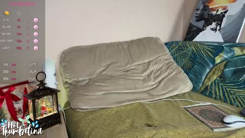 Snapshot of hot_thumbelina chatting on December 28, 2024, 3:26 am Hot Thumbelina online show from December 28, 2024, 3:26 am