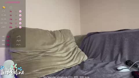 Snapshot of hot_thumbelina chatting on February 27, 2025, 12:02 pm Hot Thumbelina online show from February 27, 2025, 12:02 pm