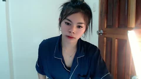 Yanna online show from May 8, 2026, 2:06 am