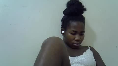 hotagrace online show from September 27, 2025, 11:10 pm