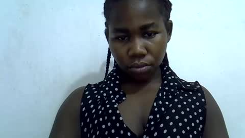 hotagrace online show from October 9, 2025, 6:22 am