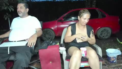 hotandfierylatinos online show from April 15, 2026, 10:33 am