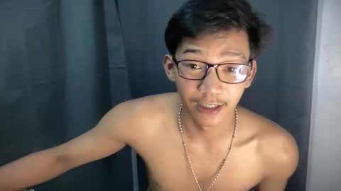 hotasian_jerome online show from April 1, 2026, 6:14 am