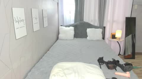 Snapshot of hotasianbeatrixx chatting on February 6, 2025, 7:13 am Bea online show from February 6, 2025, 7:13 am