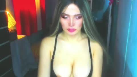 T A N Y A online show from December 18, 2025, 2:28 am