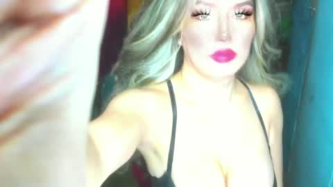 Snapshot of hotbabe_tanya chatting on June 30, 2026, 4:02 am T A N Y A online show from June 30, 2026, 4:02 am