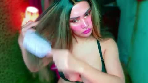 Snapshot of hotbabe_tanya chatting on July 25, 2026, 3:04 am T A N Y A online show from July 25, 2026, 3:04 am