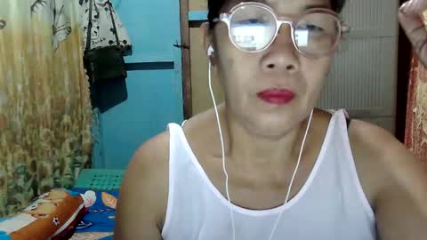 Snapshot of hotbetty_45 chatting on April 12, 2026, 10:48 pm hotbetty_45 online show from April 12, 2026, 10:48 pm