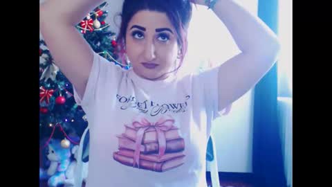 Snapshot of hotboobsmaya chatting on December 17, 2025, 8:53 am hotboobsmaya online show from December 17, 2025, 8:53 am