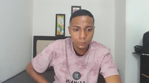 Snapshot of hotboyluxe chatting on February 15, 2026, 11:30 am hotboyluxe online show from February 15, 2026, 11:30 am