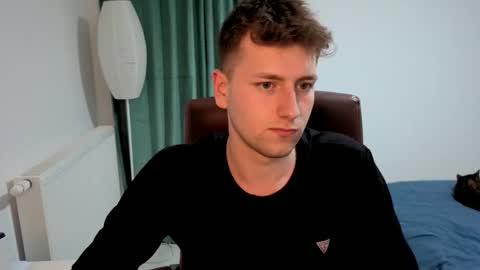 Hotboyshorny online show from March 26, 2026, 3:39 pm