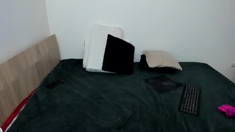 KRISS LUNA online show from July 23, 2026, 1:58 am