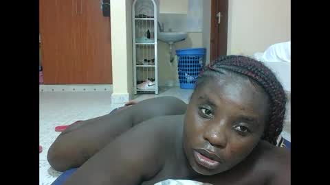 Snapshot of hotebbbyy chatting on February 17, 2026, 7:09 pm EBBY online show from February 17, 2026, 7:09 pm